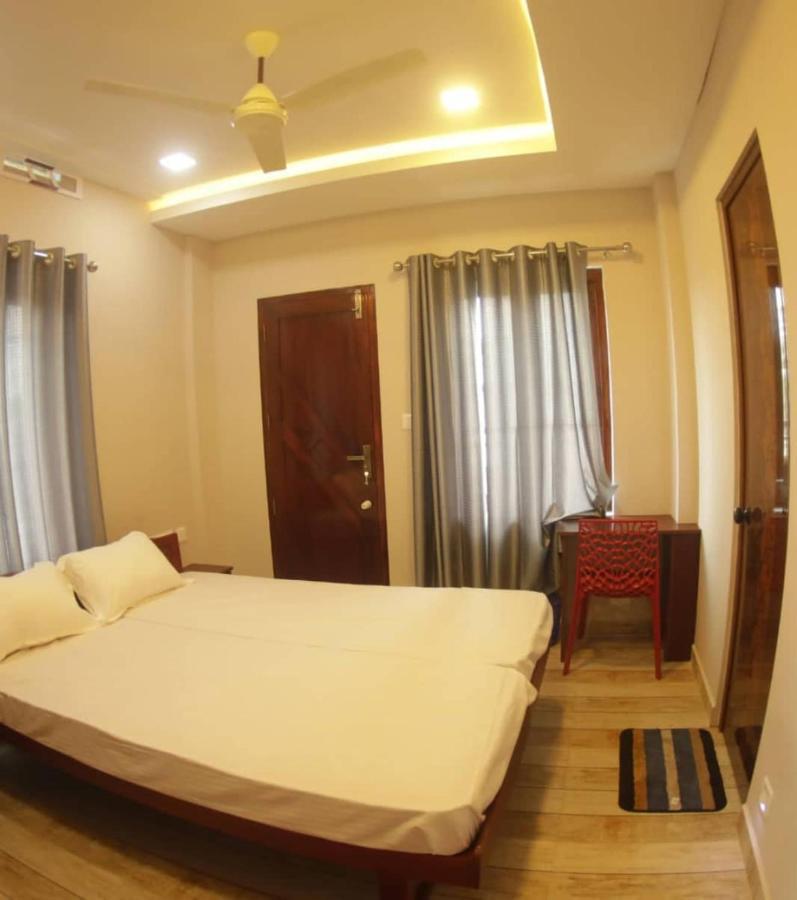 Meghdoot River Resort Kochi Exterior foto